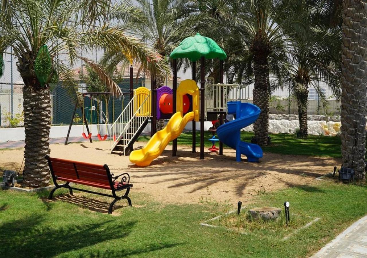 Royal Residence Hotel Apartments Umm al-Kuvajn Exteriér fotografie