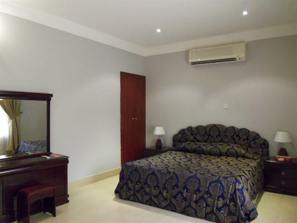 Royal Residence Hotel Apartments Umm al-Kuvajn Exteriér fotografie