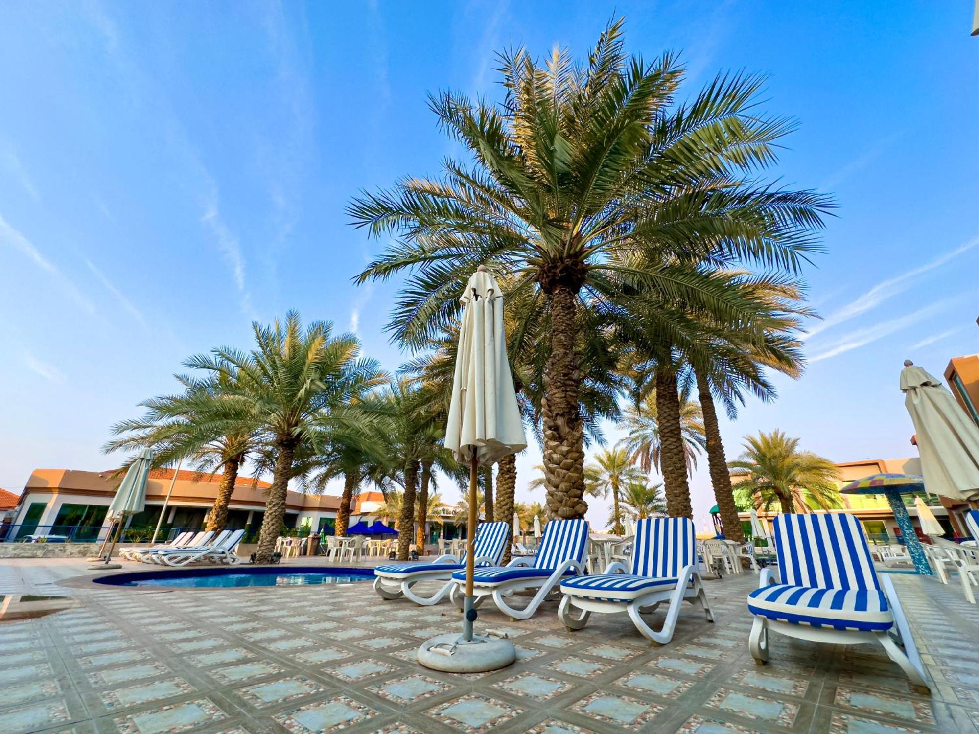 Royal Residence Hotel Apartments Umm al-Kuvajn Exteriér fotografie