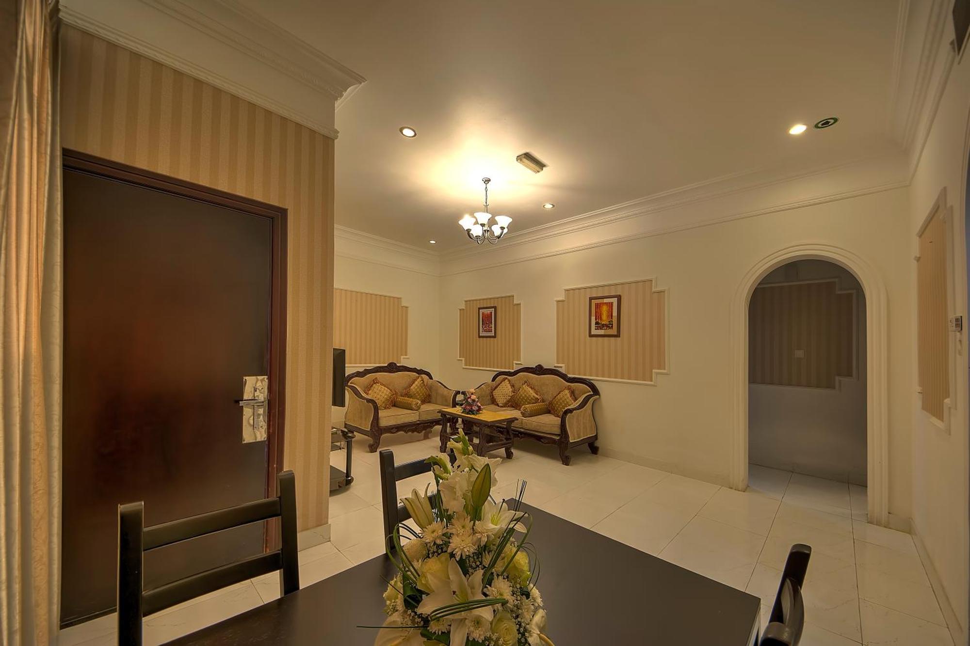 Royal Residence Hotel Apartments Umm al-Kuvajn Exteriér fotografie