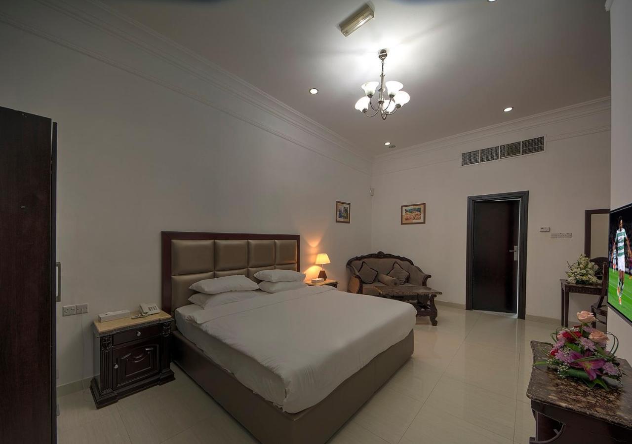 Royal Residence Hotel Apartments Umm al-Kuvajn Exteriér fotografie