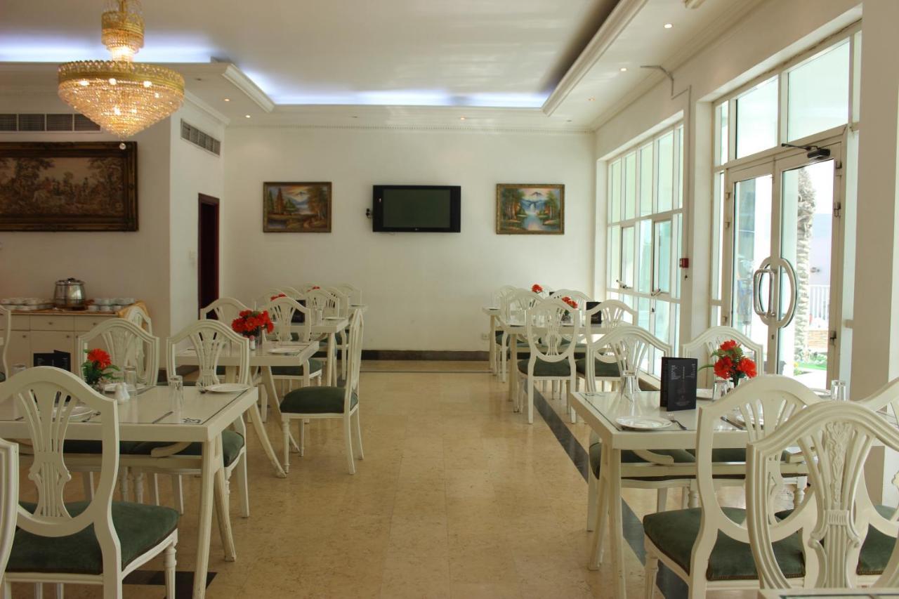 Royal Residence Hotel Apartments Umm al-Kuvajn Exteriér fotografie
